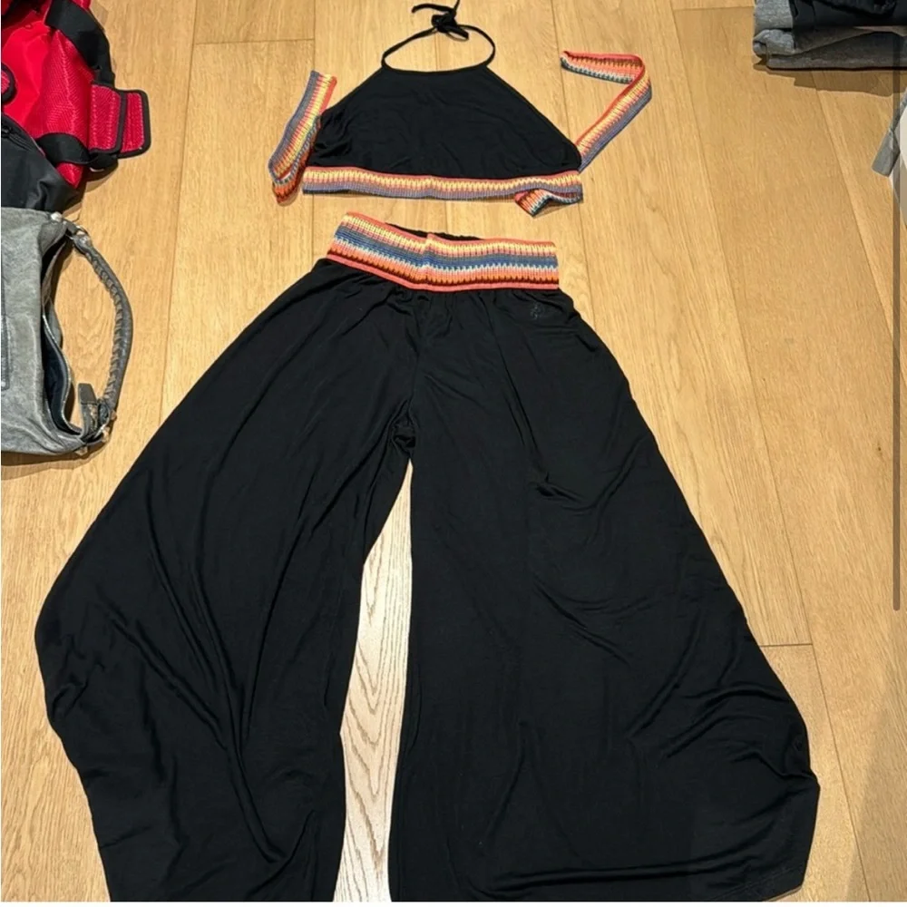 Restocked! ❤️ NWT PITUSA ♥️ HALTER TOP & WIDE LEG PANT SET - Picture 6 of 13